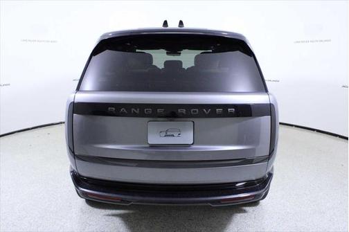 2025 Land Rover Range Rover P530 SE 7 Seat