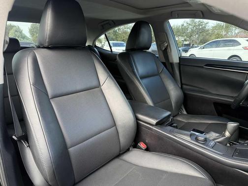 2016 Lexus ES 350 Base