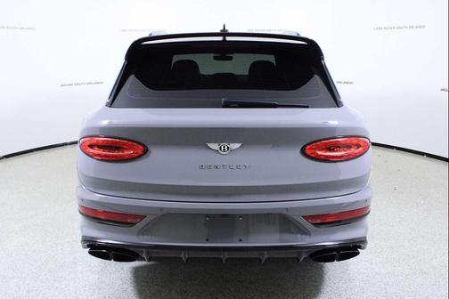 2022 Bentley Bentayga V8