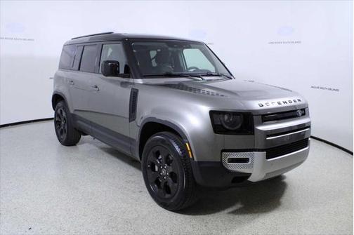 2025 Land Rover Defender 110 P300
