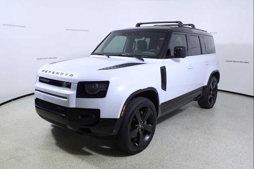 2023 Land Rover Defender 110 X-Dynamic SE