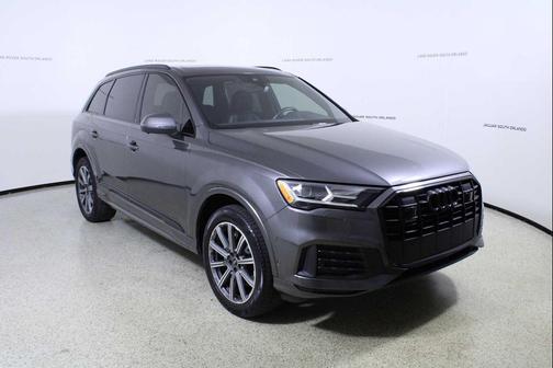 2022 Audi Q7 45 Premium Plus