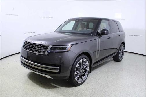 2025 Land Rover Range Rover P400 SE