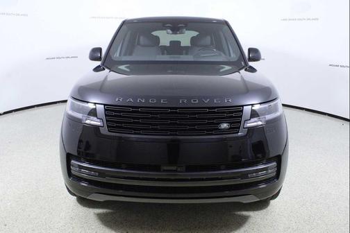 2025 Land Rover Range Rover P550e SE