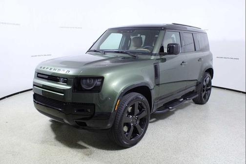 2026 Land Rover Defender X-Dynamic SE