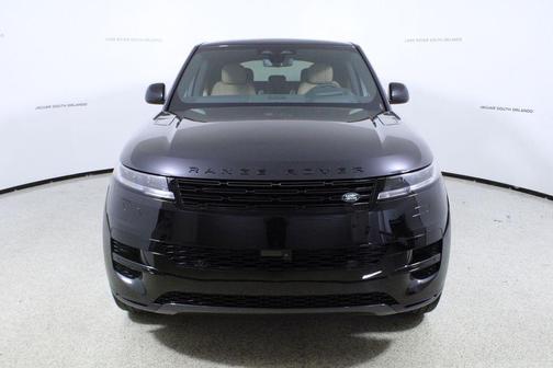 2026 Land Rover Range Rover Sport SE