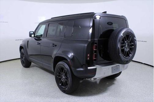 2025 Land Rover Defender 110 P300