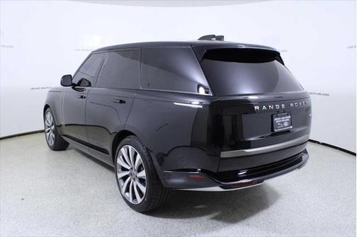 2023 Land Rover Range Rover P530 SE