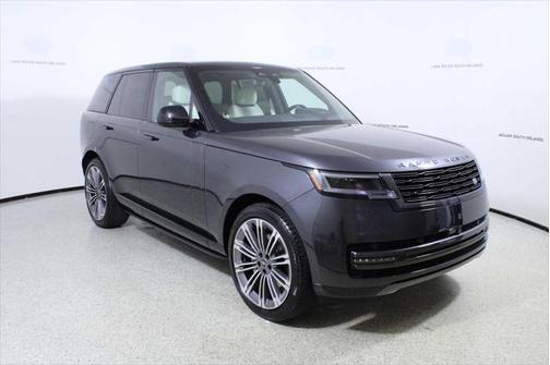 2025 Land Rover Range Rover P400 SE