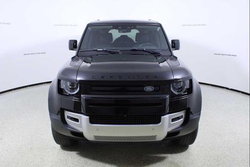 2024 Land Rover Defender 110 P300