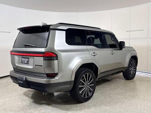 Atomic Silver 2025 Lexus GX 550 Luxury+