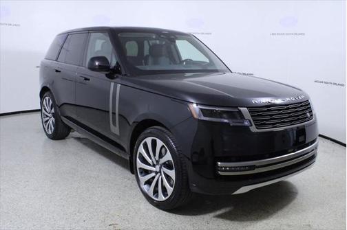 2025 Land Rover Range Rover P530 SE