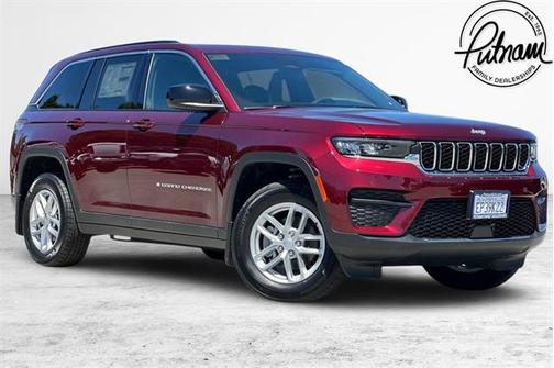 Velvet Red Pearlcoat 2025 Jeep Grand Cherokee Laredo