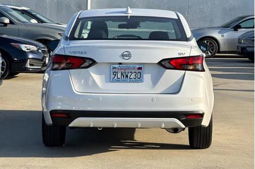 2024 Nissan Versa 1.6 SV