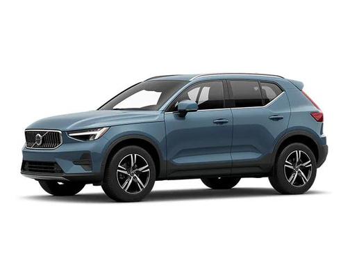 2025 Volvo XC40 B5 Core Bright Theme