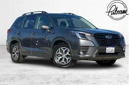 2023 Subaru Forester Premium