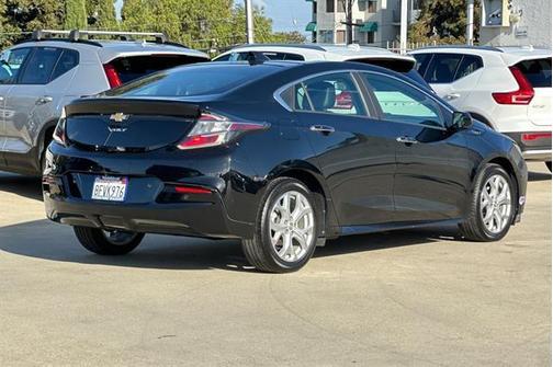 2018 Chevrolet Volt Premier