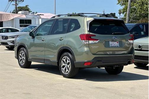 2020 Subaru Forester Premium