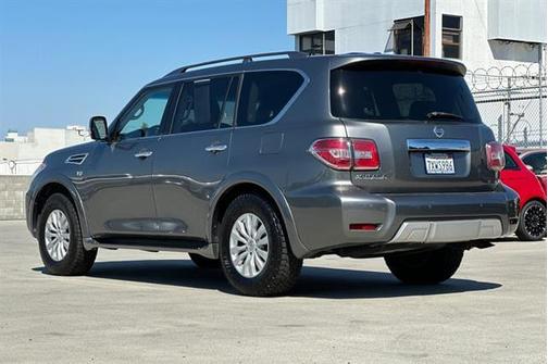 2017 Nissan Armada SV