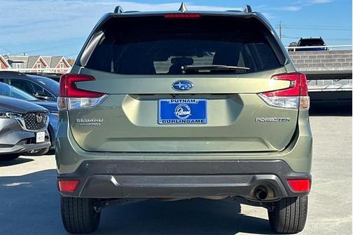 Jasper Green Metallic 2019 Subaru Forester Premium