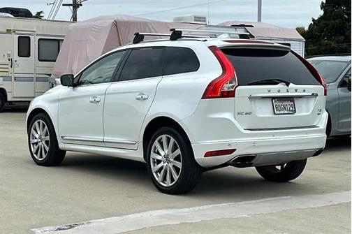 2017 Volvo XC60 T5 Inscription