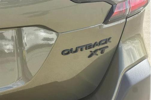 2023 Subaru Outback Onyx Edition XT