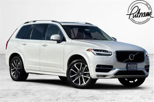 2019 Volvo XC90 T6 Momentum