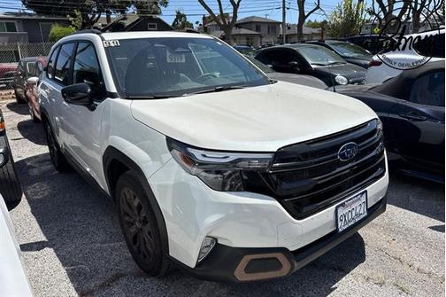 Crystal White Pearl 2025 Subaru Forester Sport