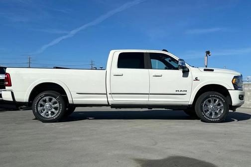 2024 RAM 3500 Limited Crew Cab 4x4 8' Box