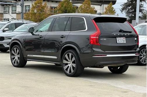2023 Volvo XC90 Recharge Plug-In Hybrid T8 Plus Bright Theme 7-Seater