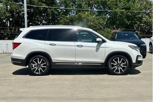 2019 Honda Pilot Touring 8-Passenger