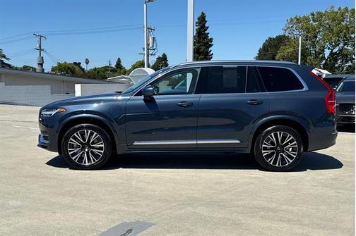 Denim Blue Metallic 2025 Volvo XC90 Plug-In Hybrid Plus