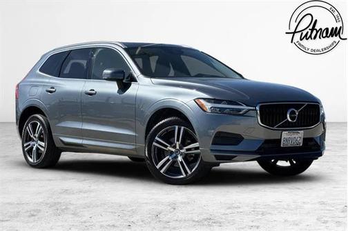 2020 Volvo XC60 T5 Momentum