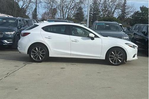 2018 Mazda Mazda3 Grand Touring