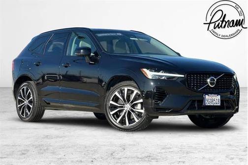 2023 Volvo XC60 Recharge Plug-In Hybrid T8 Plus Dark Theme