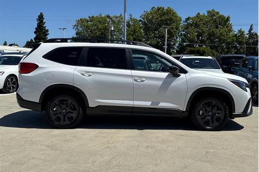 Crystal White Pearl 2025 Subaru Ascent Onyx Edition 7-Passenger