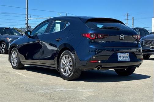 2022 Mazda Mazda3 FWD