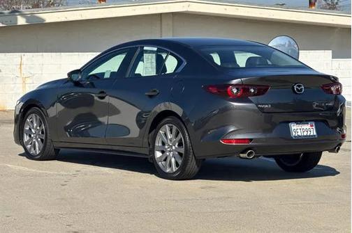 2022 Mazda Mazda3 FWD w/Preferred Package