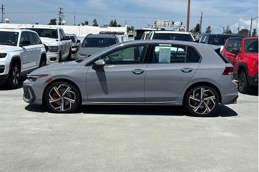 Moonstone Gray 2025 Volkswagen Golf GTI 2.0T SE DSG