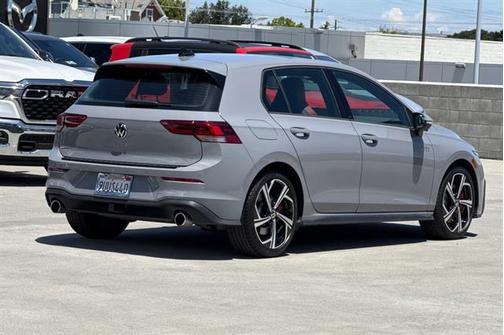 Moonstone Gray 2025 Volkswagen Golf GTI 2.0T SE DSG
