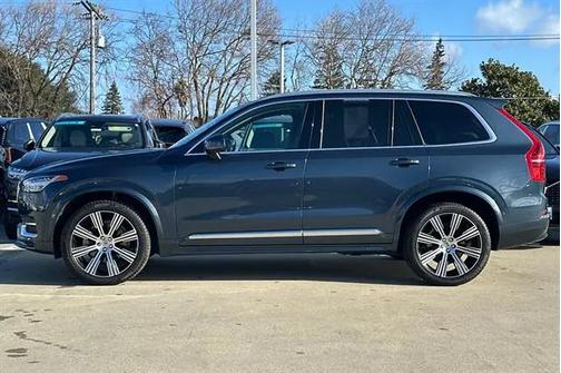 2024 Volvo XC90 B6 Ultimate Bright Theme 7-Seater