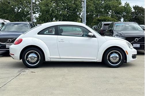 Candy White 2012 Volkswagen Beetle 2.5L