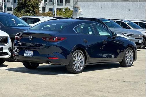 2023 Mazda Mazda3 FWD w/Preferred Package