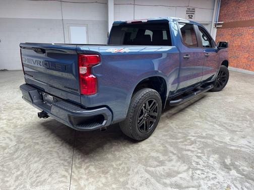 Lakeshore Blue 2024 Chevrolet Silverado 1500 Custom