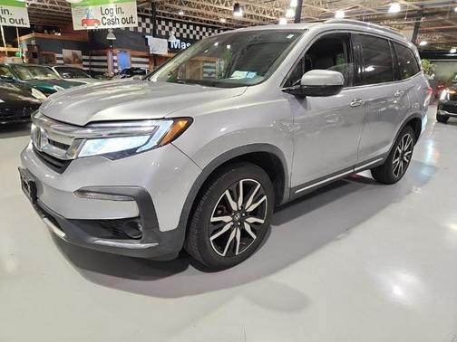2020 Honda Pilot Touring 8-Passenger