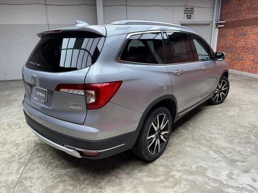 2020 Honda Pilot Touring 8-Passenger