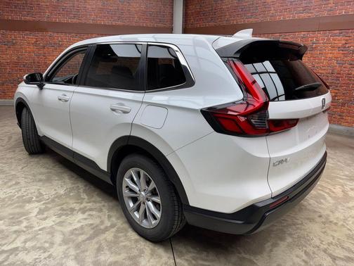 White 2023 Honda CR-V EX-L