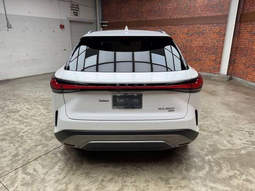 White Pearl 2023 Lexus RX 350 Premium