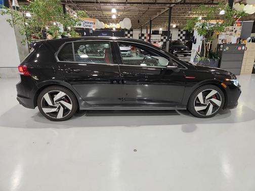 2024 Volkswagen Golf GTI 2.0T S