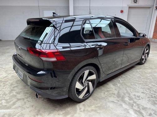 2024 Volkswagen Golf GTI 2.0T S
